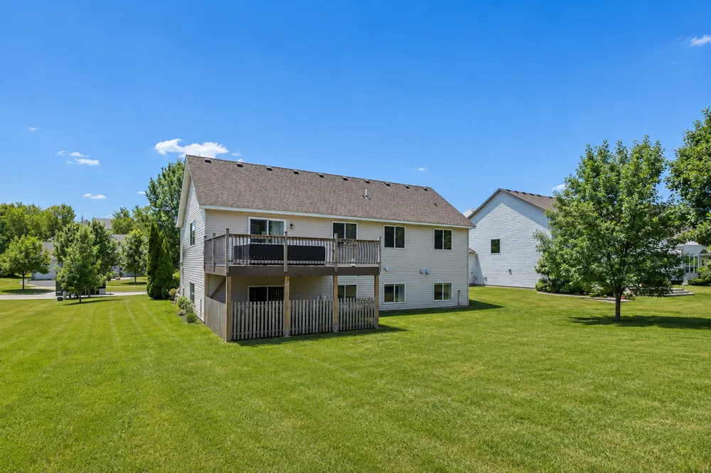 3951 Landings Drive Saint Bonifacius, MN 55375