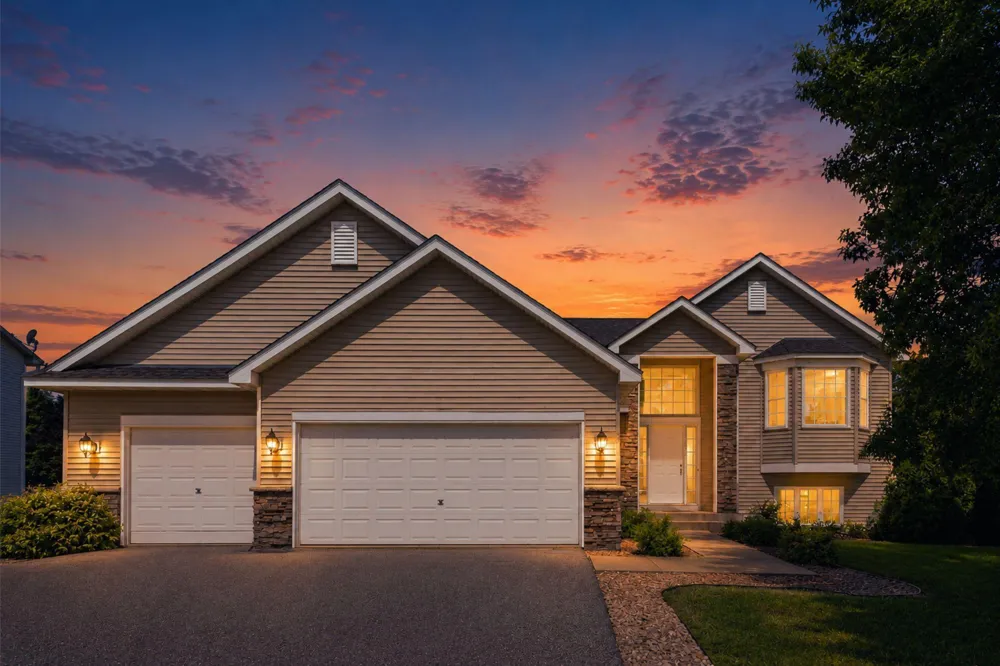 3951 Landings Drive Saint Bonifacius, MN 55375