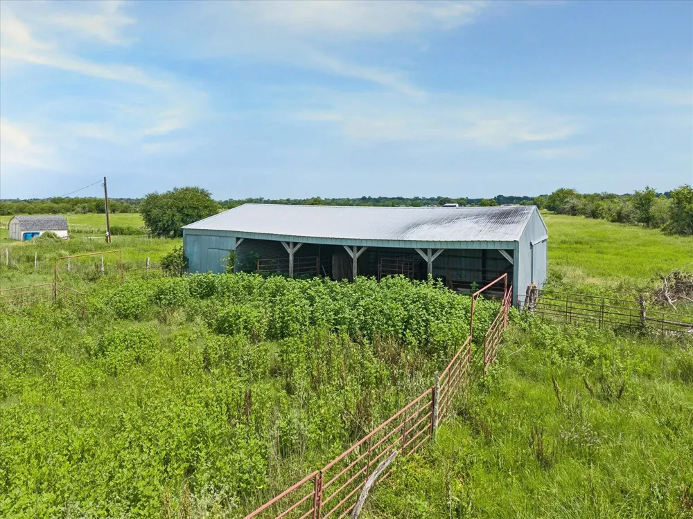 1240 Schumann Road Bellville, TX 77418
