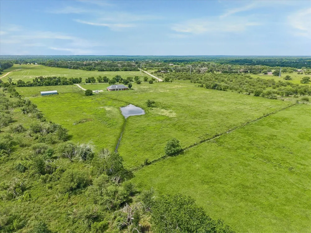 1240 Schumann Road Bellville, TX 77418