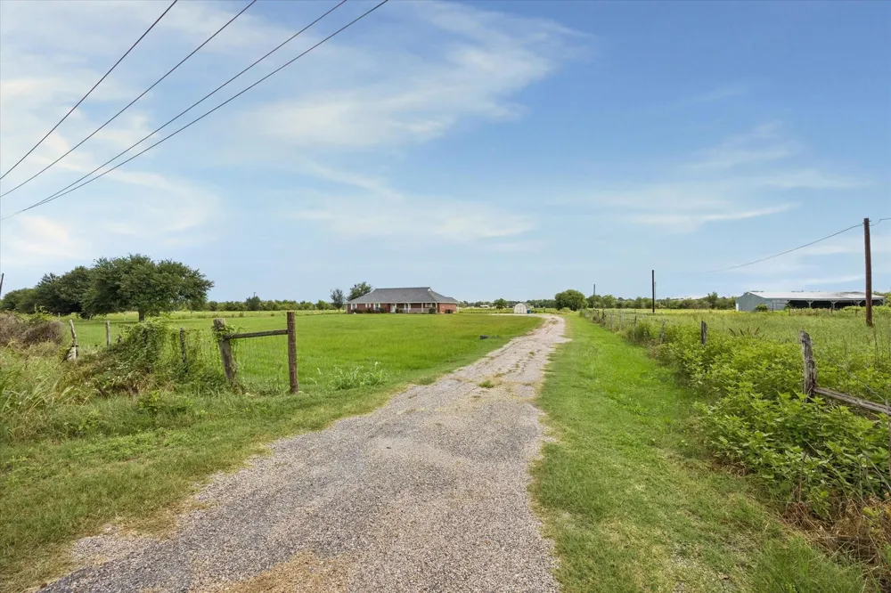1240 Schumann Road Bellville, TX 77418