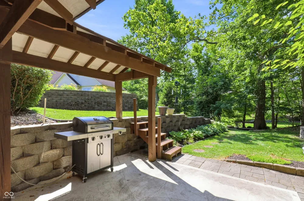 4093 Bayberry Greenwood, IN 46143