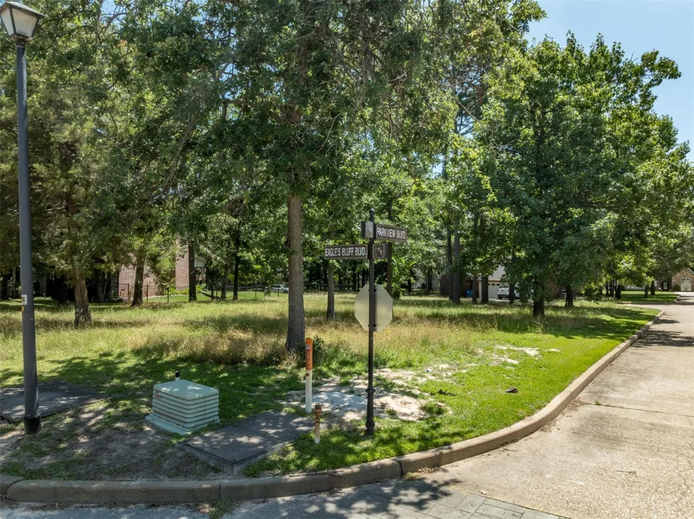137 Eagles Bluff Blvd S Bullard, TX 75757