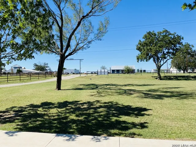 16680 W FM 2790 S Lytle, TX 78052