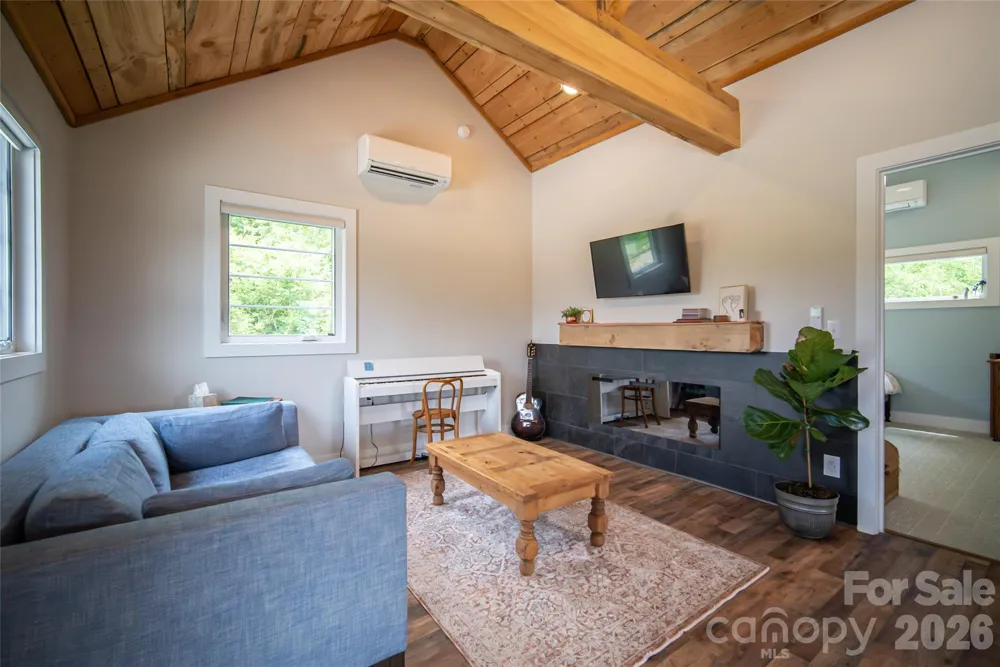 23 Benton Farms Lane Horse Shoe, NC 28742