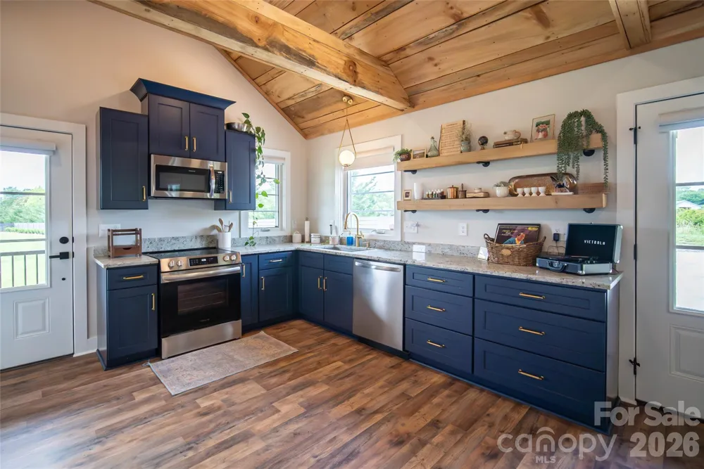 23 Benton Farms Lane Horse Shoe, NC 28742