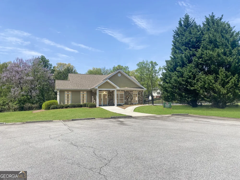 133 Lakeview WALK Baldwin, GA 30511