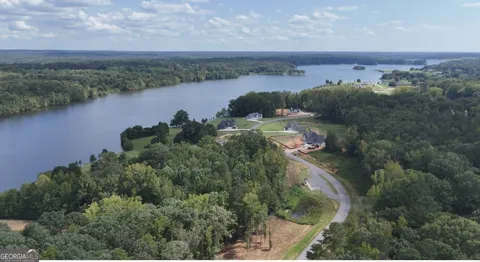 827 Lake Varner DR