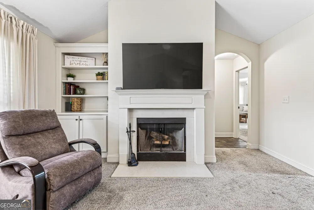 32 Armstrong DR Mansfield, GA 30055