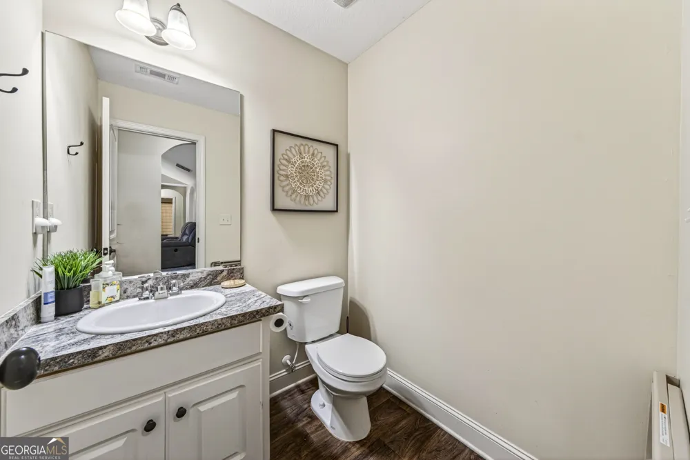 32 Armstrong DR Mansfield, GA 30055