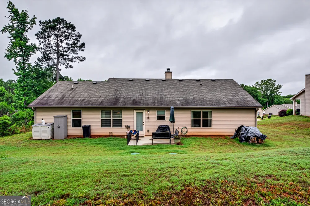 32 Armstrong DR Mansfield, GA 30055