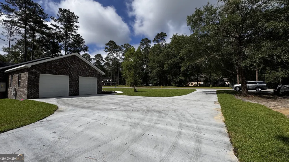 3 Willow Pointe Claxton, GA 30417