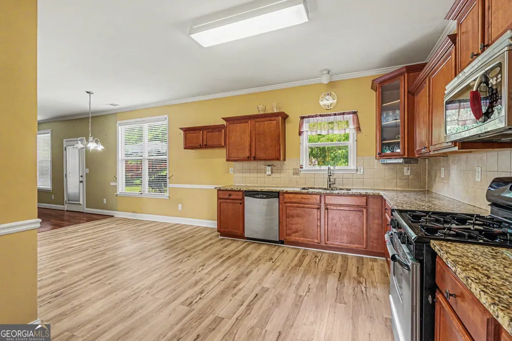 1420 Rose Terrace CIR Loganville, GA 30052
