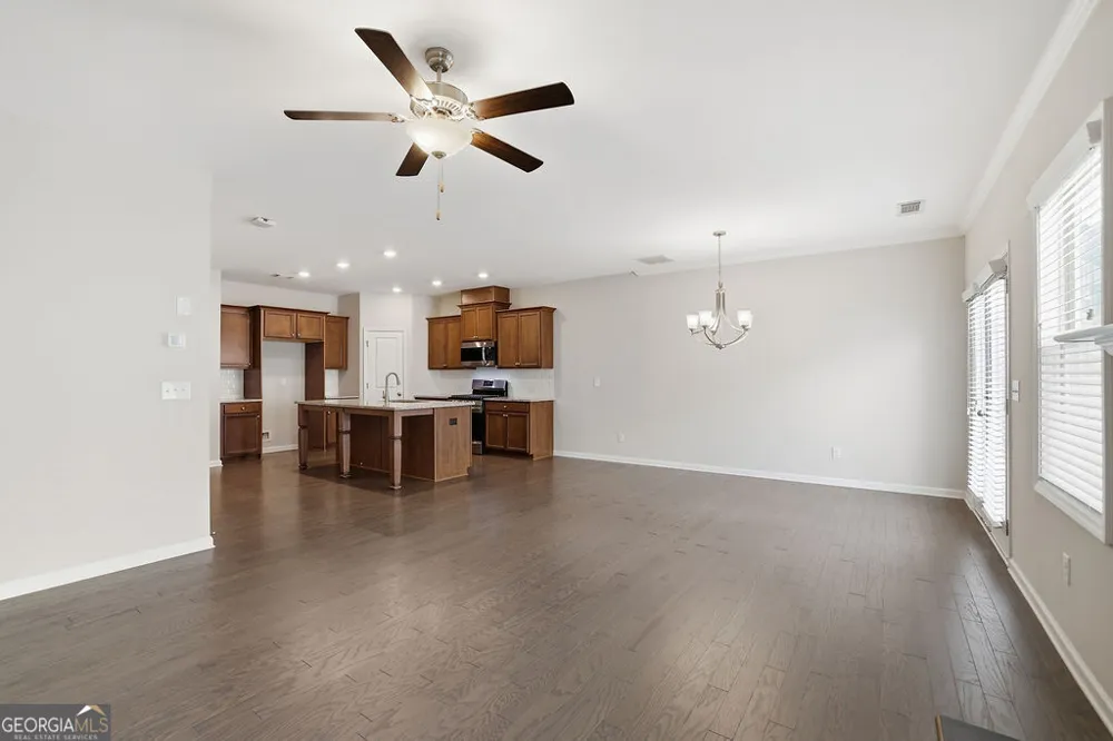 1162 Lanier Willow PATH Buford, GA 30518