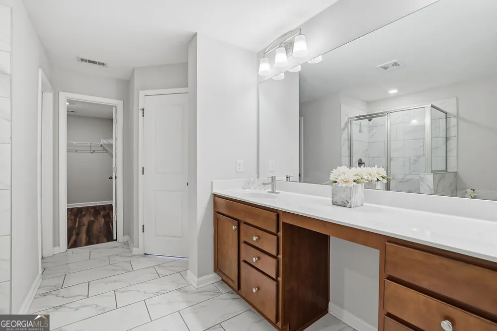 1162 Lanier Willow PATH Buford, GA 30518