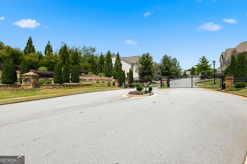 1162 Lanier Willow PATH Buford, GA 30518