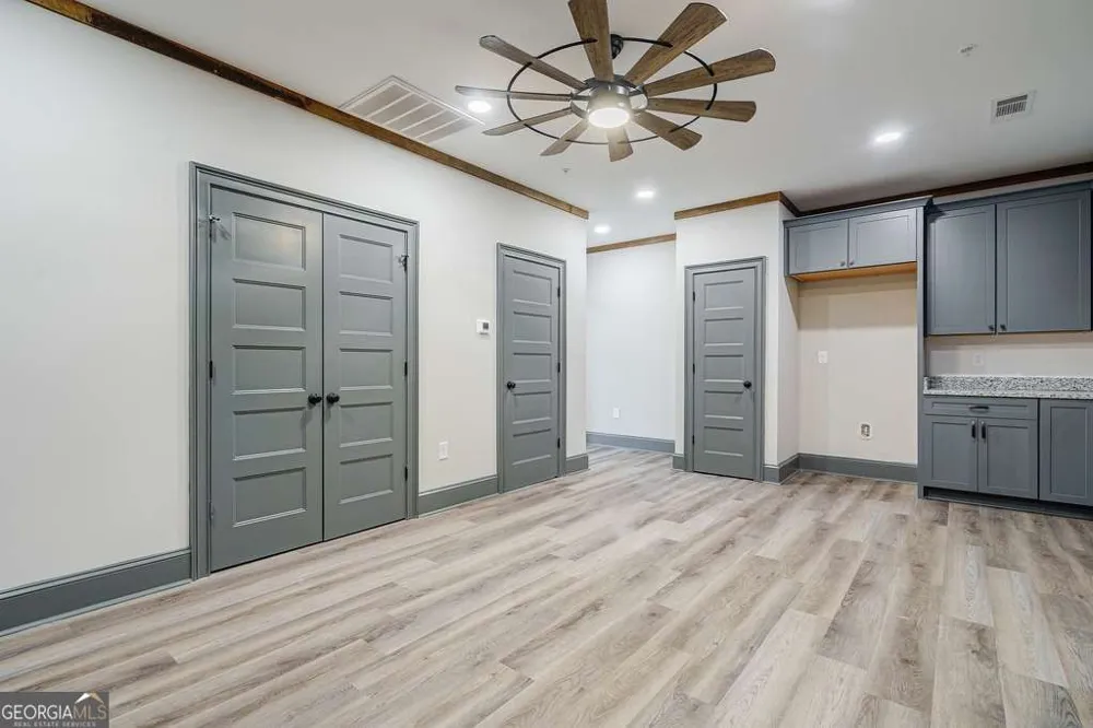 34 Depot ST Hartwell, GA 30643