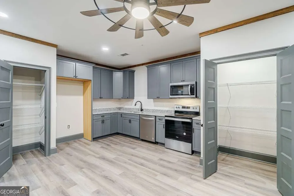34 Depot ST Hartwell, GA 30643
