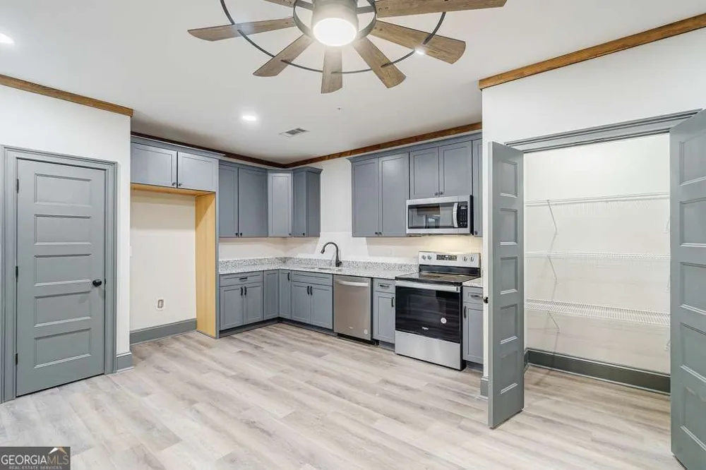 34 Depot ST Hartwell, GA 30643