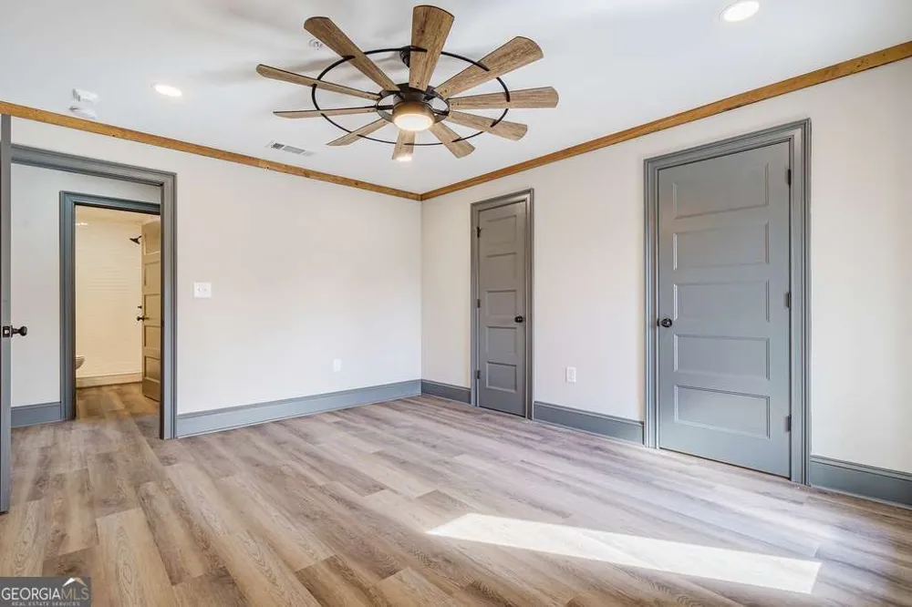 34 Depot ST Hartwell, GA 30643
