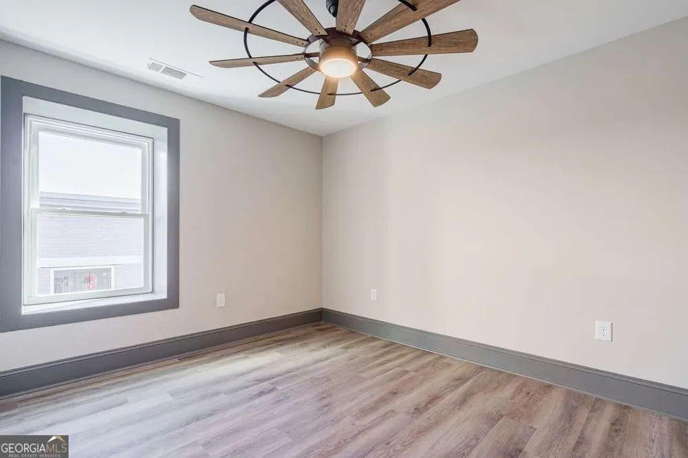 34 Depot ST Hartwell, GA 30643