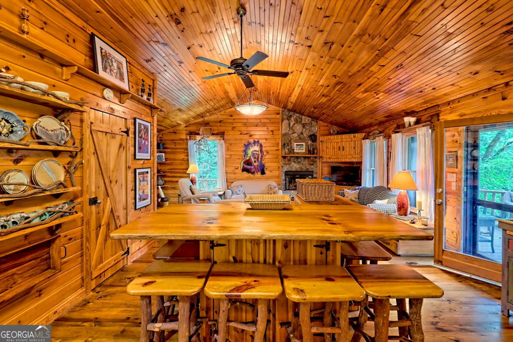 3019 Moccasin Creek RD Clarkesville, GA 30523