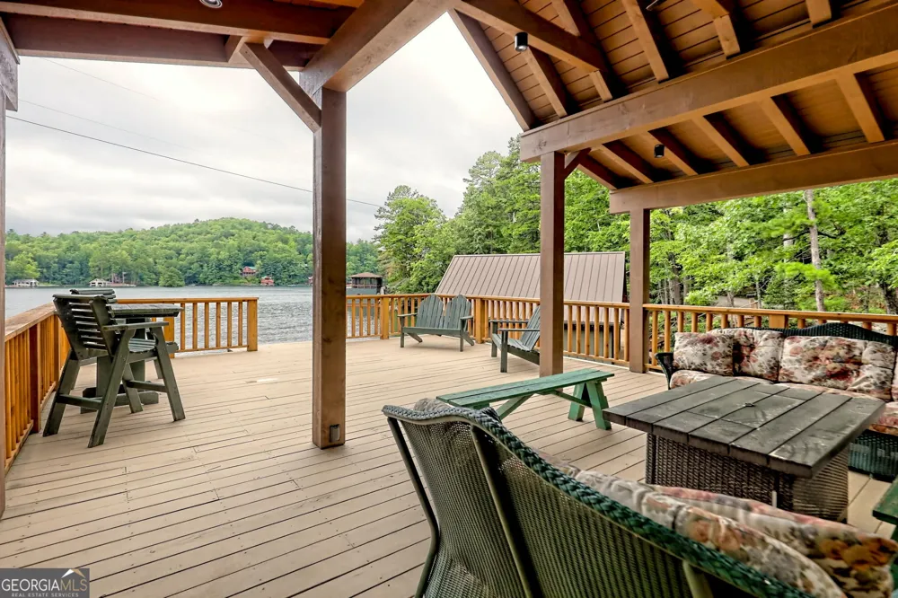 3019 Moccasin Creek RD Clarkesville, GA 30523