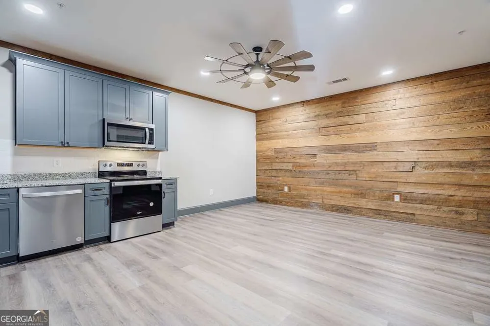 34 Depot ST Hartwell, GA 30643