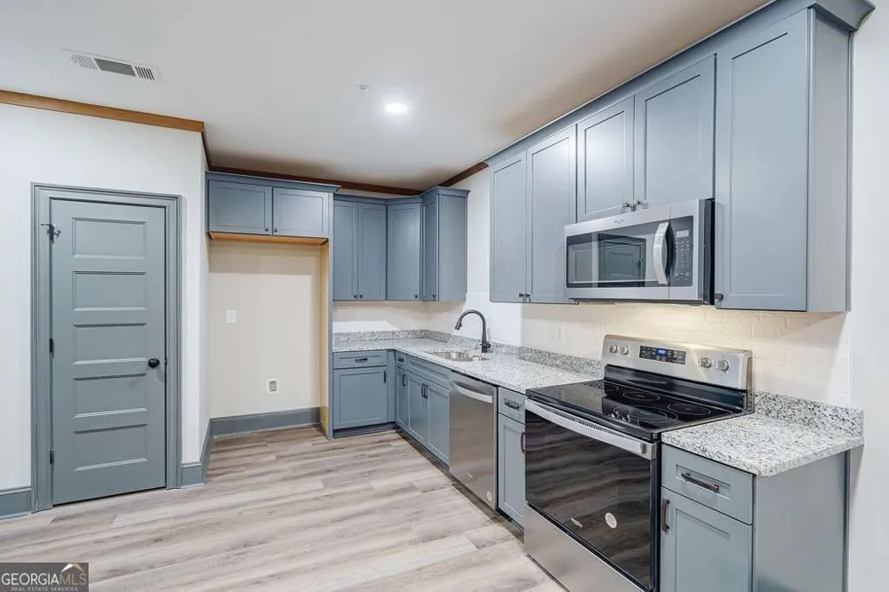 34 Depot ST Hartwell, GA 30643