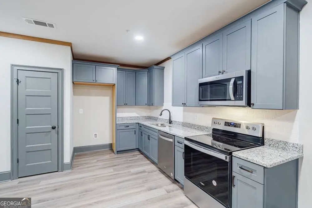 34 Depot ST Hartwell, GA 30643