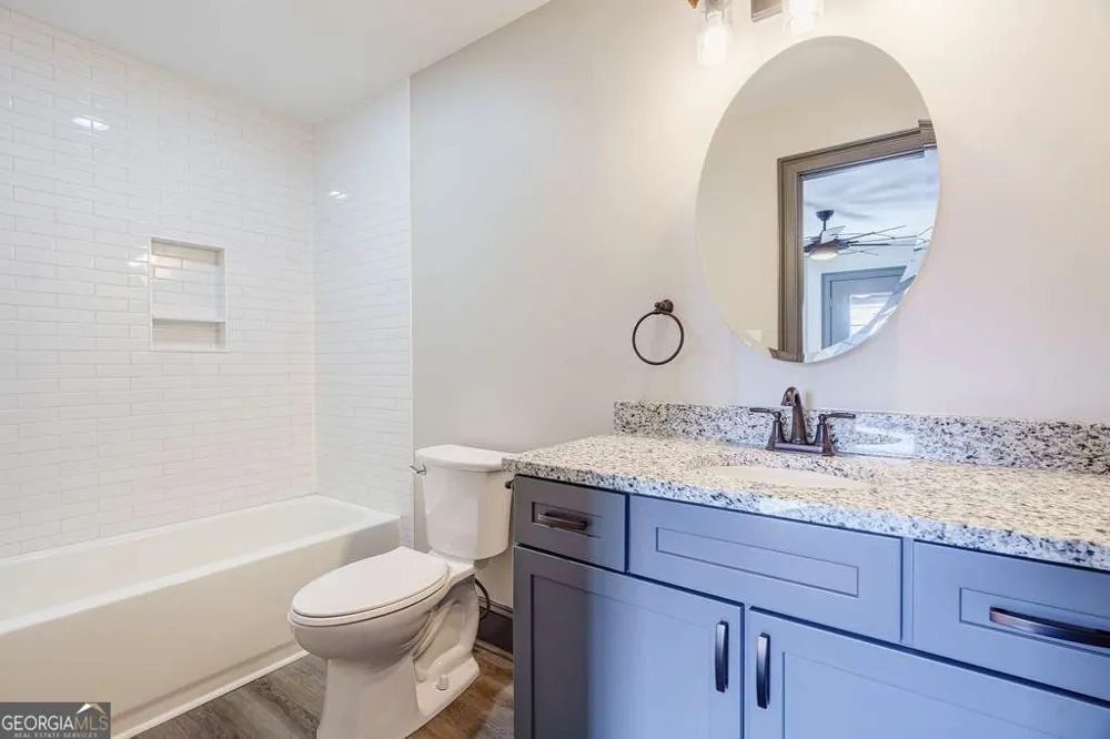 34 Depot ST Hartwell, GA 30643