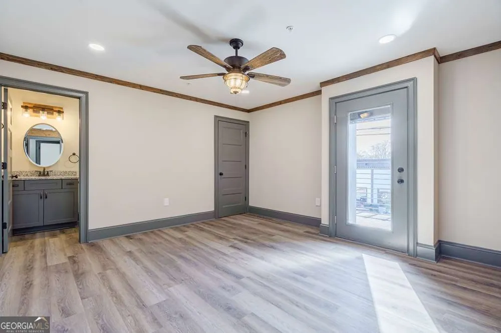 34 Depot ST Hartwell, GA 30643