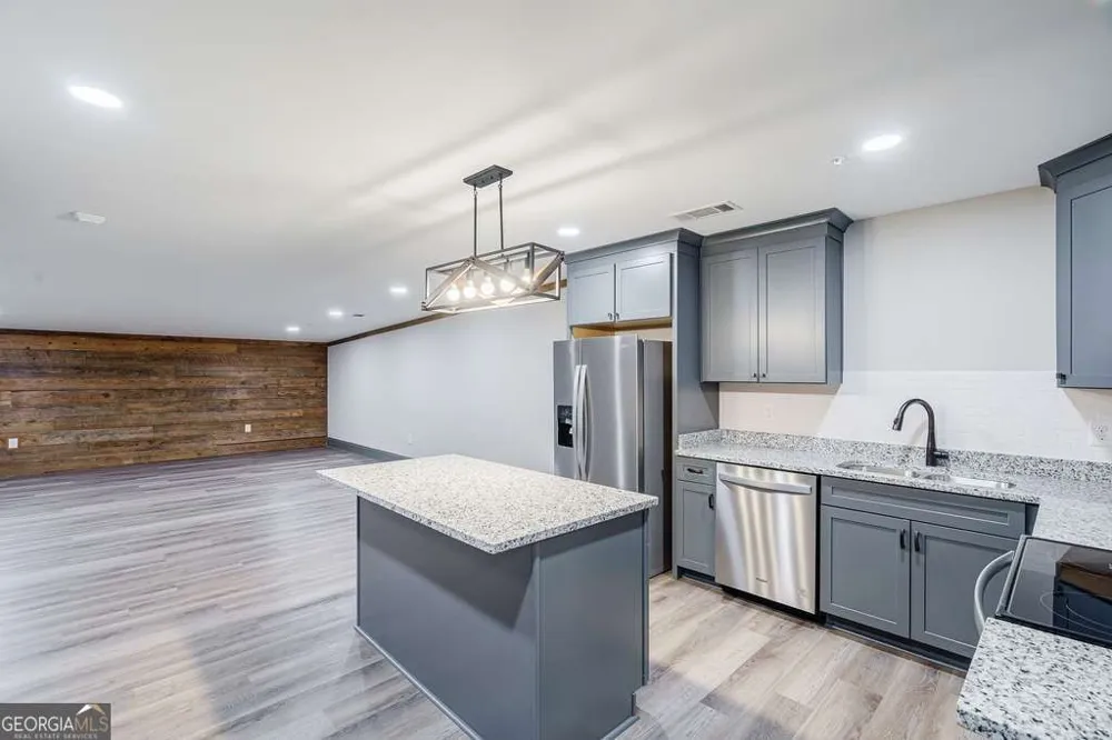 34 Depot ST Hartwell, GA 30643