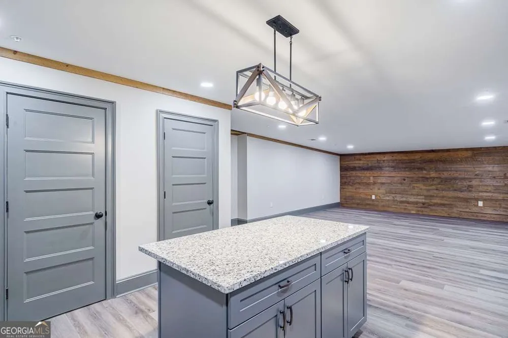 34 Depot ST Hartwell, GA 30643