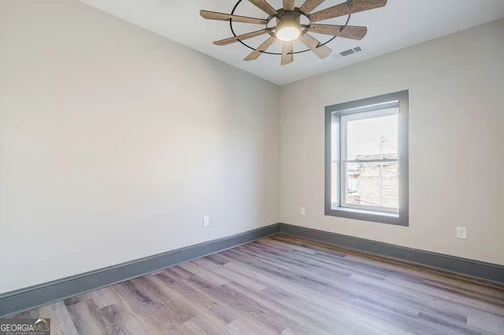 34 Depot ST Hartwell, GA 30643