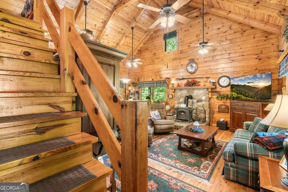 7866 Upper Hightower RD Hiawassee, GA 30546