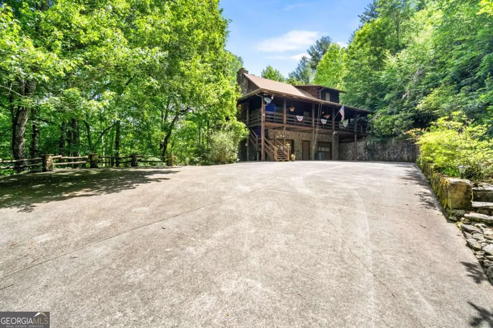 7866 Upper Hightower RD Hiawassee, GA 30546