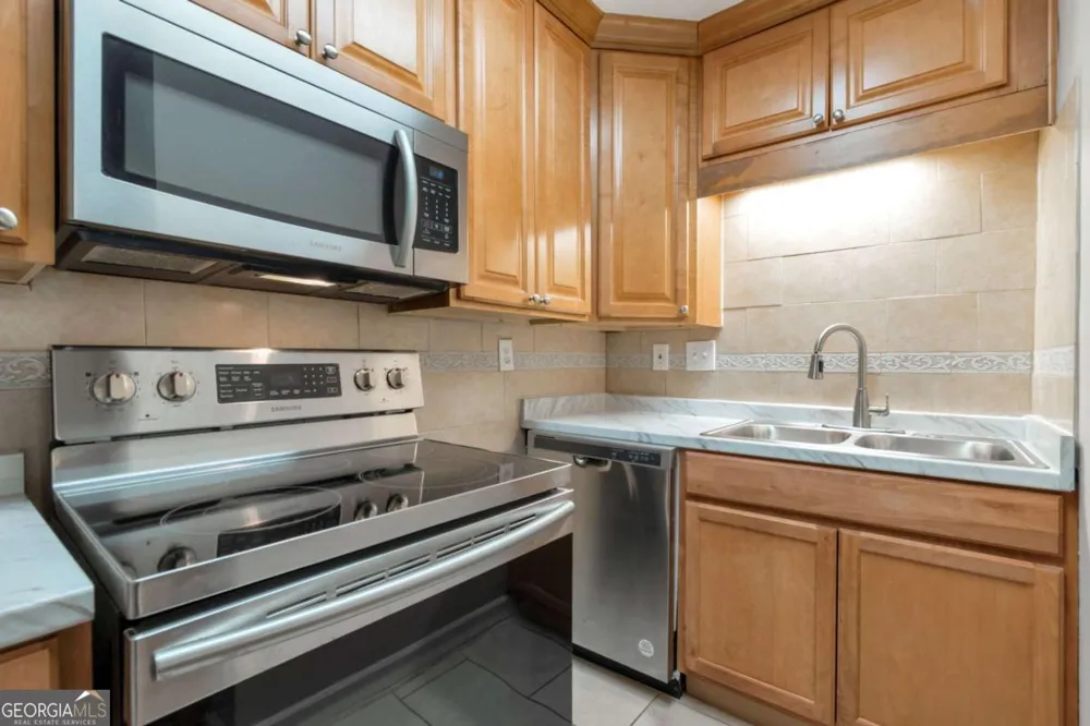 3597 Woodbriar CIR Tucker, GA 30084