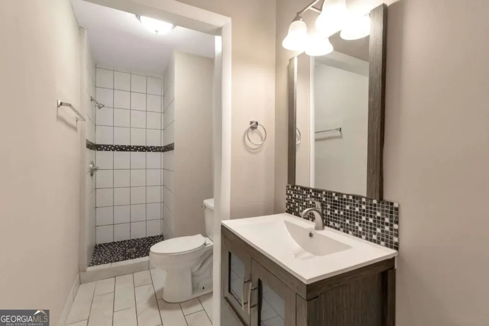 3597 Woodbriar CIR Tucker, GA 30084