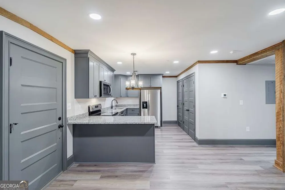 34 Depot ST Hartwell, GA 30643