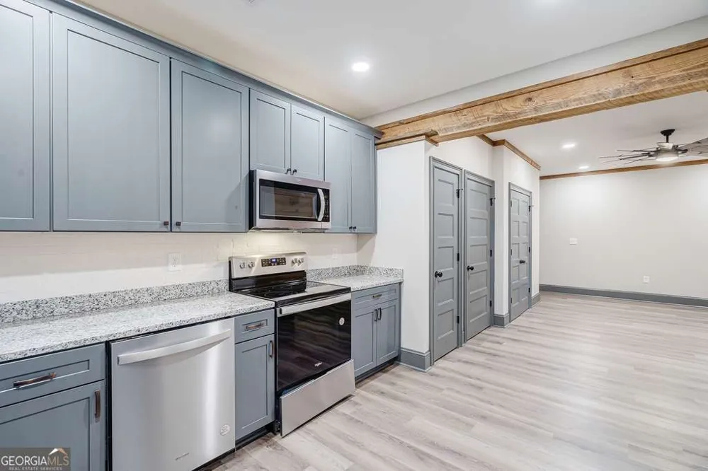 34 Depot ST Hartwell, GA 30643