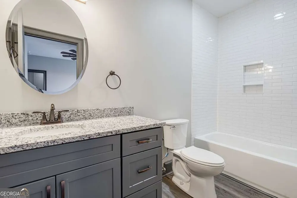 34 Depot ST Hartwell, GA 30643