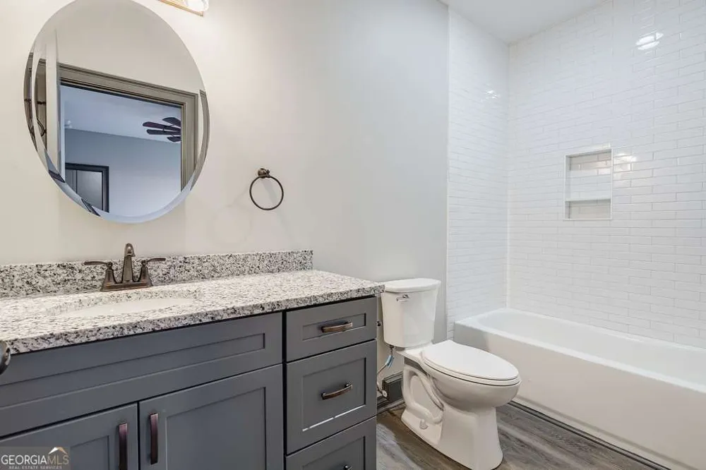 34 Depot ST Hartwell, GA 30643