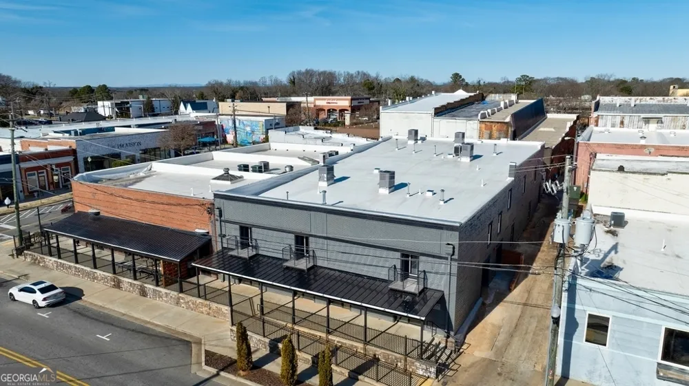 34 Depot ST Hartwell, GA 30643