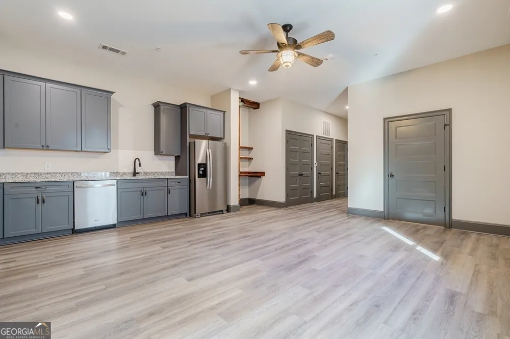 34 Depot ST Hartwell, GA 30643