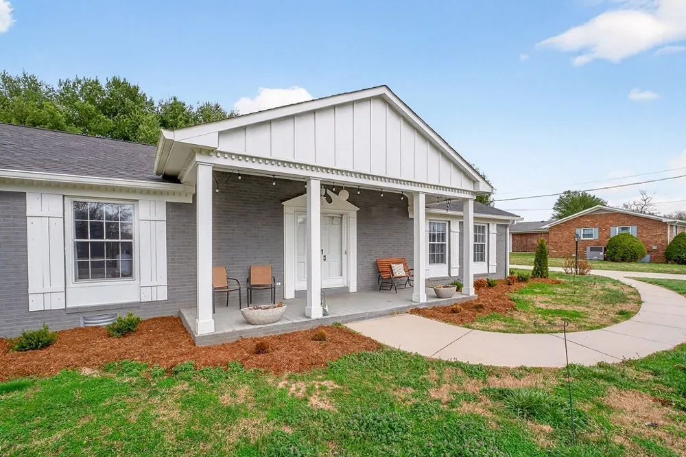 212 Oakland Dr Sparta, TN 38583