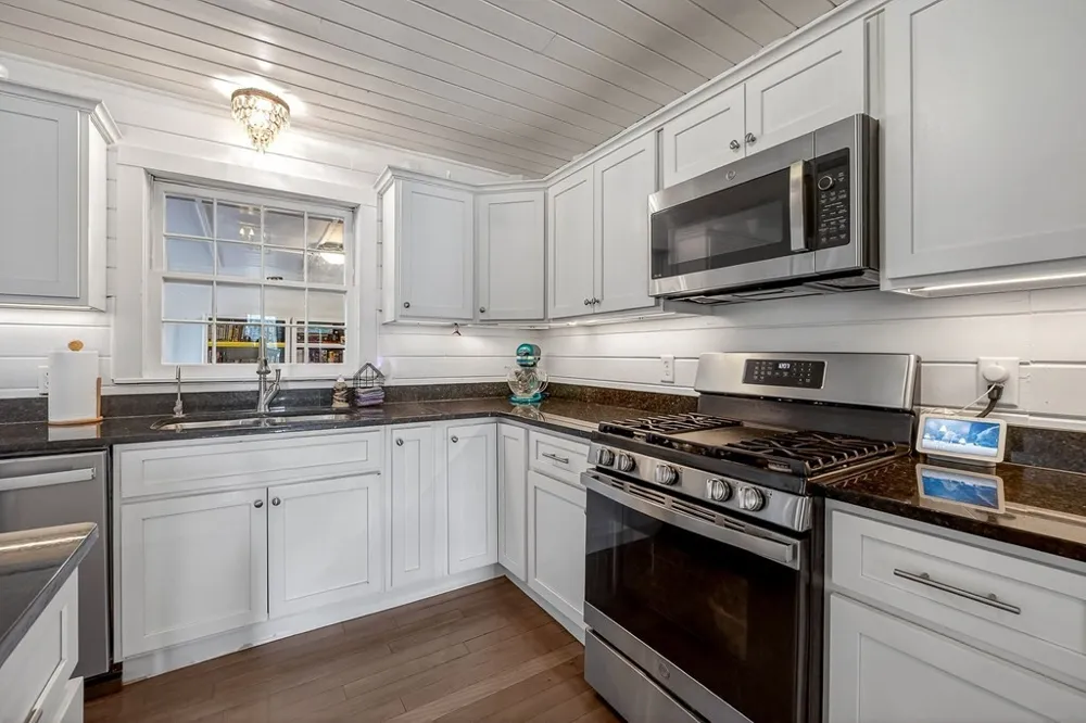 212 Oakland Dr Sparta, TN 38583