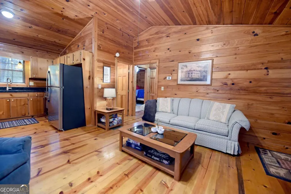 31 Eagle Feather DR Cherry Log, GA 30522