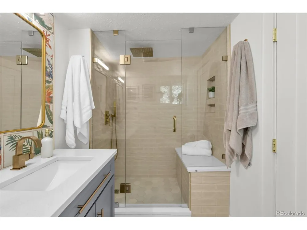 344 Plainview Place Manitou Springs, CO 80829