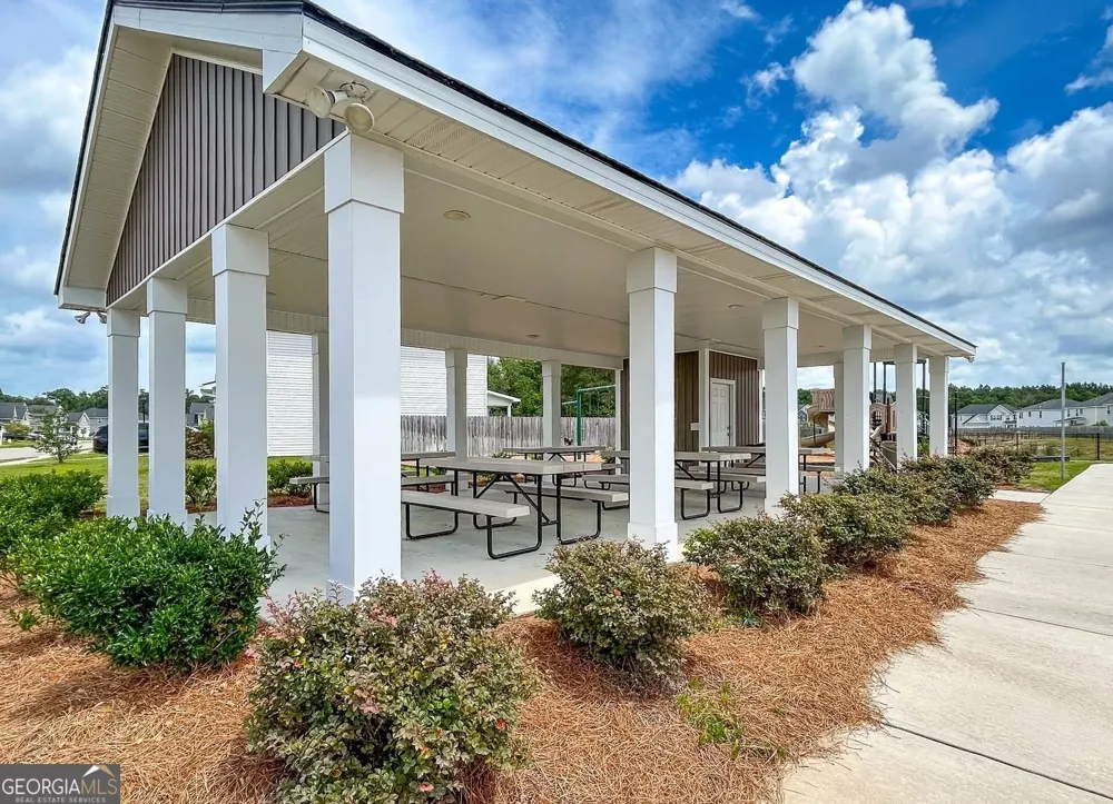 91 W.W. Winn AVE Hinesville, GA 31313